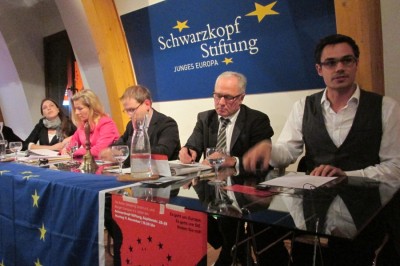 Debattieren über die EU: Mendelsohn, Thein, Krakowiak, Zimmermann, Ohm (v.l.n.r.) (c) Ohm/BDU