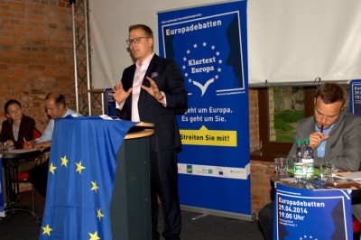 Tino Sorge MdB (CDU) Klartext Europa Debatte 2014 Magdeburg sitzend von links: Felicia Höer, Arne Lietz (SPD), Stefan Torges (c) Christoph Krakowiak