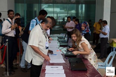 Participants at the registration. © 2014 Matthias Carcasona