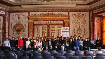 Die Teilnehmende der Campus-Debatte Würzburg 2024